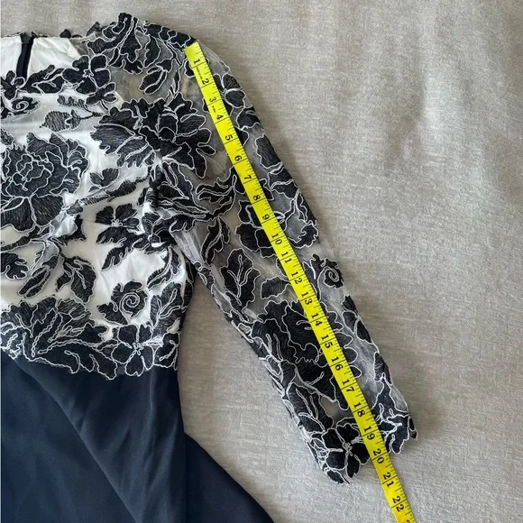 Tadashi Shoji Peony Embroidered Lace Top Black Ivory Gown Dress Size 16 - Picture 14 of 15